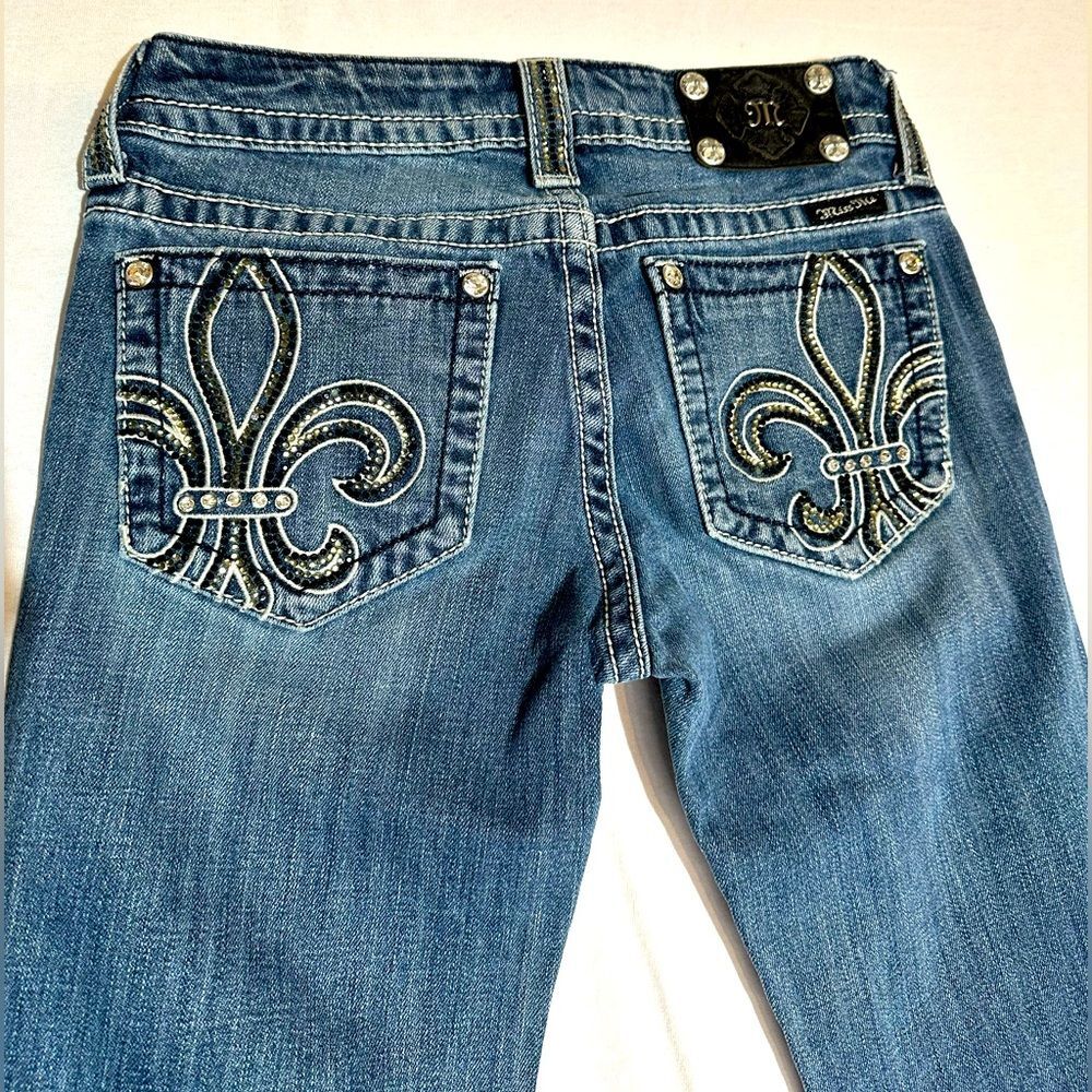 Miss Me Bootcut Jeans Sequoia Rhinestone Stretch Fleur de Lis Size 27